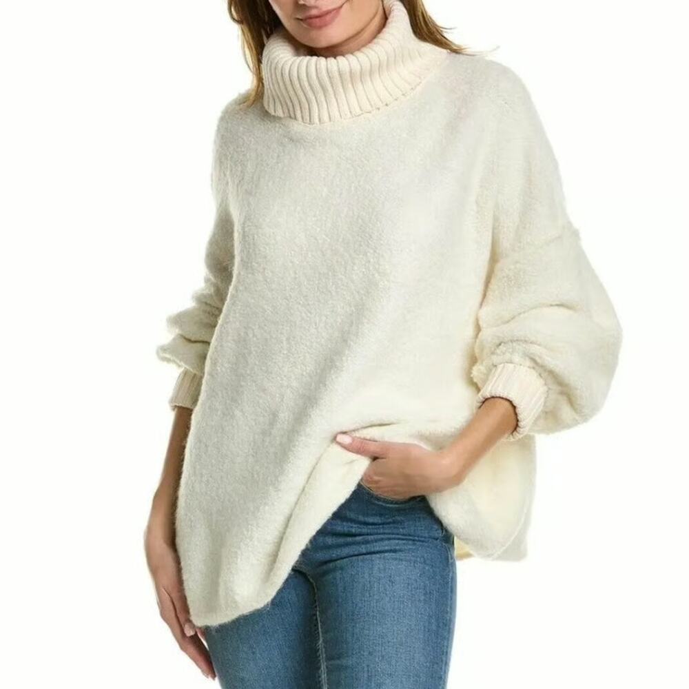 Free People Milo Ivory Oversized Fuzzy Knit Ribbed Turtleneck Sweater Size Small